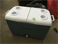 rubbermaid cooler