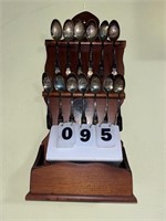 13 Colonies Collector's Spoons, holder
