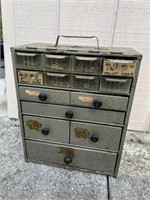 PORTABLE PARTS CABINET 0 WITH ASSORTED HARDWARE