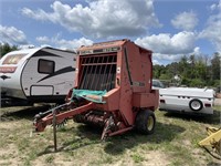 Gehl 1870 Round Baler