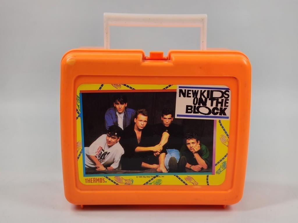 PLASTIC NEW KIDS ON THE BLOCK LUNCHBOX THERMOS +