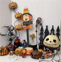 Tote of Indoor & Outdoor Halloween Decor