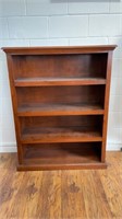 4 Shelf wooden bookcase (48.5 x 38 x 14)
