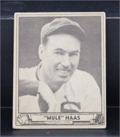 1940 PLAY BALL MULE HAAS BASEBALL CARD
