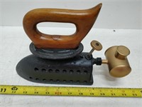 cast iron/wood handle iron with gold tank