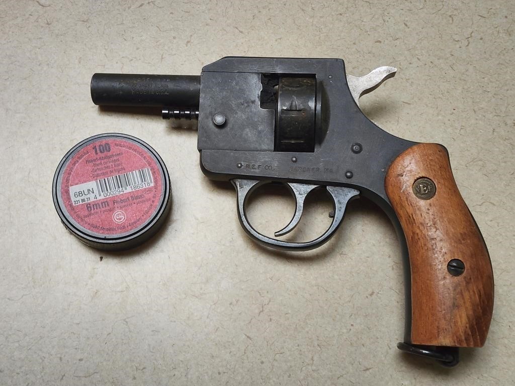 Model B22 New England Blank Starter Revolver