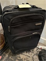 ROLLING SUITCASE/ NEEDS CLEANING