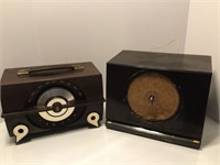 Lot of 2 Vintage Tube Radios Zenith & RCA Victor
