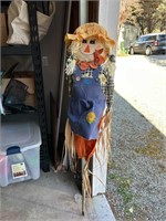 Scarecrow Decoration Garage