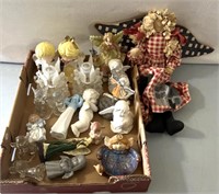 Angel figurines