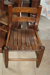CHILD'S WOOD CHAIR WITH SLAT SEAT