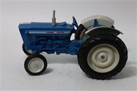 FORD 4000 TRACTOR ERTL 1/16