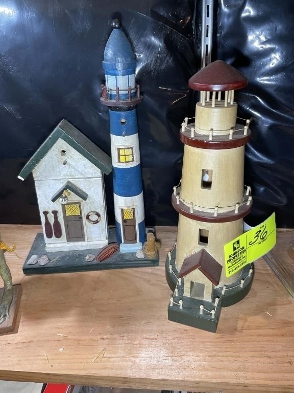 GROUP OF WOODEN LIGHT HOUSE STATUES AND FROG