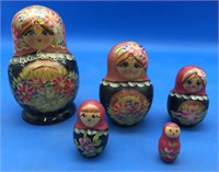 Vintage 90’s 5 Piece Russian Nesting Doll Set