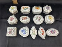 Selection of Limoges fine porcelain ring boxes