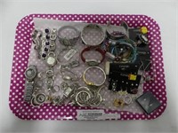 TRAY ASSORTED COSTUME JEWELRY