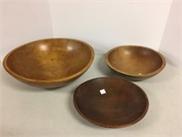 Lot of three Treen ware wooden bowls