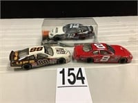 ASSORTED NASCAR DIECAST MODELS 1:24 SCALE