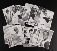 1969 Topps Baseball 18 deckle edge from the