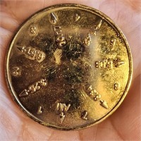 Unique gold tone Calendar Coin
