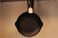 Griswold Cast Iron Skillet. #5