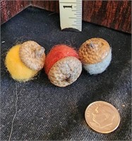 Set of 3 Felted Acorns with real acorn tops