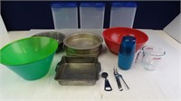 Assorted Kitchen Bowls/Containers