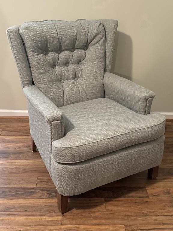 31” x 36” MCM Arm Chair