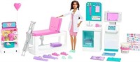 (N) Barbie Fast Cast Clinic Doll & Playset, Brunet