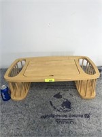BED TABLE/TRAY