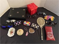 Jewelry boxes, sunglasses, mirror