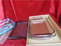 Large casserole glass pans. Pyrex and more.