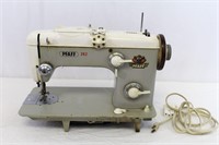 Pfaff 262 Sewing Machine