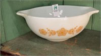 Pyrex Butterfly Gold Cinderella Bowl Mixing Bowl,