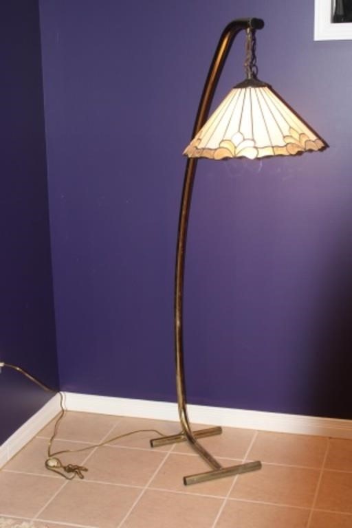 Hanging Floor Lamp 64H