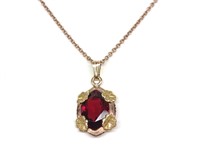 Vintage 10K Gold Red Glass Pendant Necklace