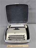 Vintage Smith-Corona Galaxie Typewriter