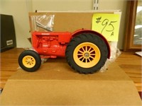 1/16 Massey Ferguson "Pacemaker Tractor" (NIB)