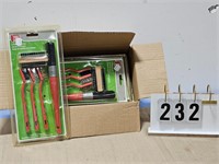 6 pkgs of 5 piece parts cleaning brush sets