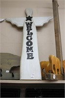 WOODEN WELCOME SIGN 24"X36"