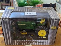 Ertl John Deere 4020 Restoration Tractor