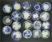 TRAY: APPROX. 19 FLO BLUE AND OTHER BUTTER PATS