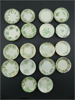 TRAY: APPROX. 18 GREEN & WHITE BUTTER PATS