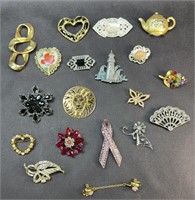 (17) COSTUME PINS & MORE