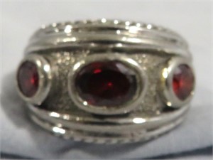 FACETED RED GARNET STONES RING