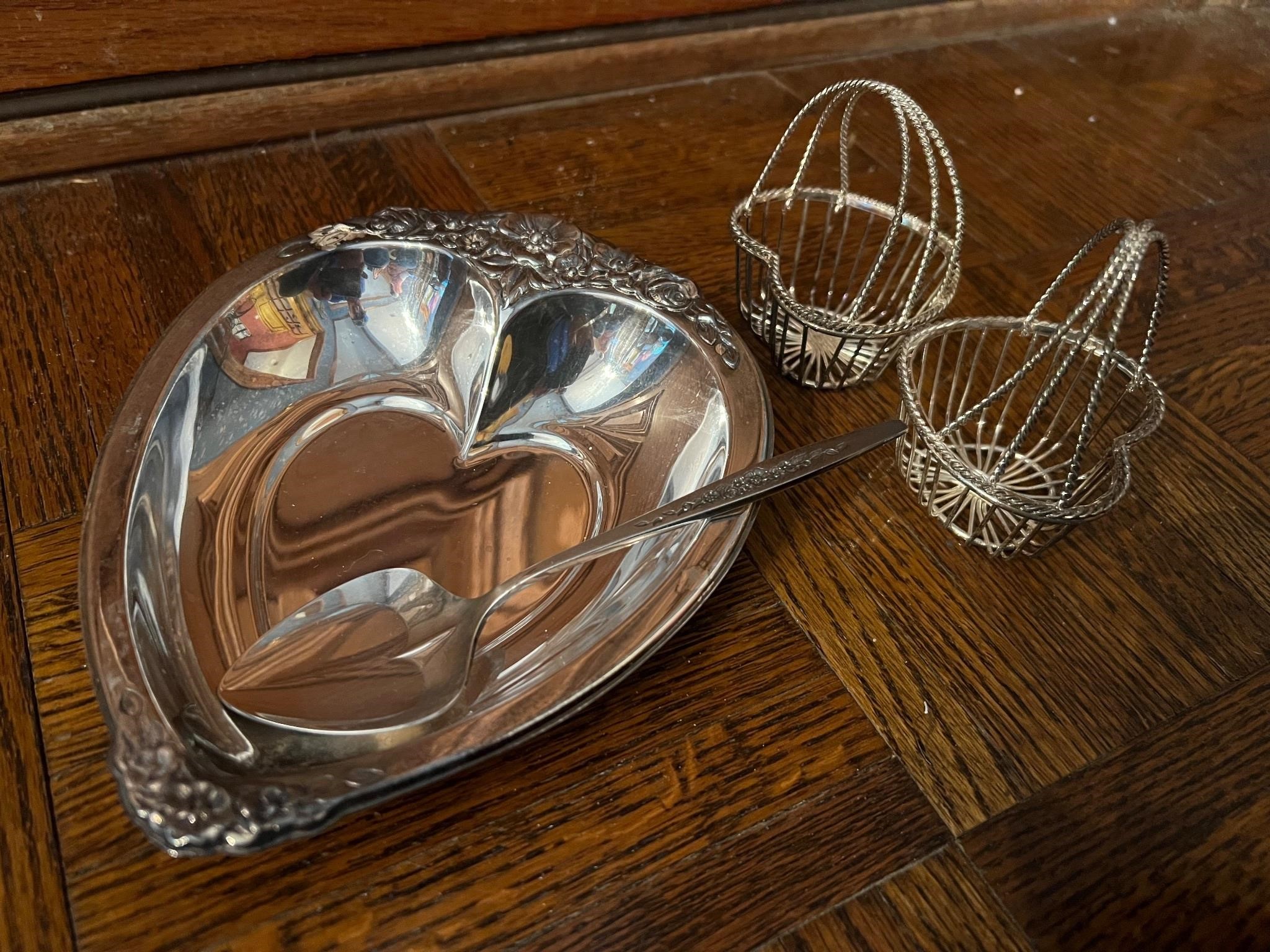 HEART SHAPED CANDY DISH WITH HEART SHAPED BASKET9"