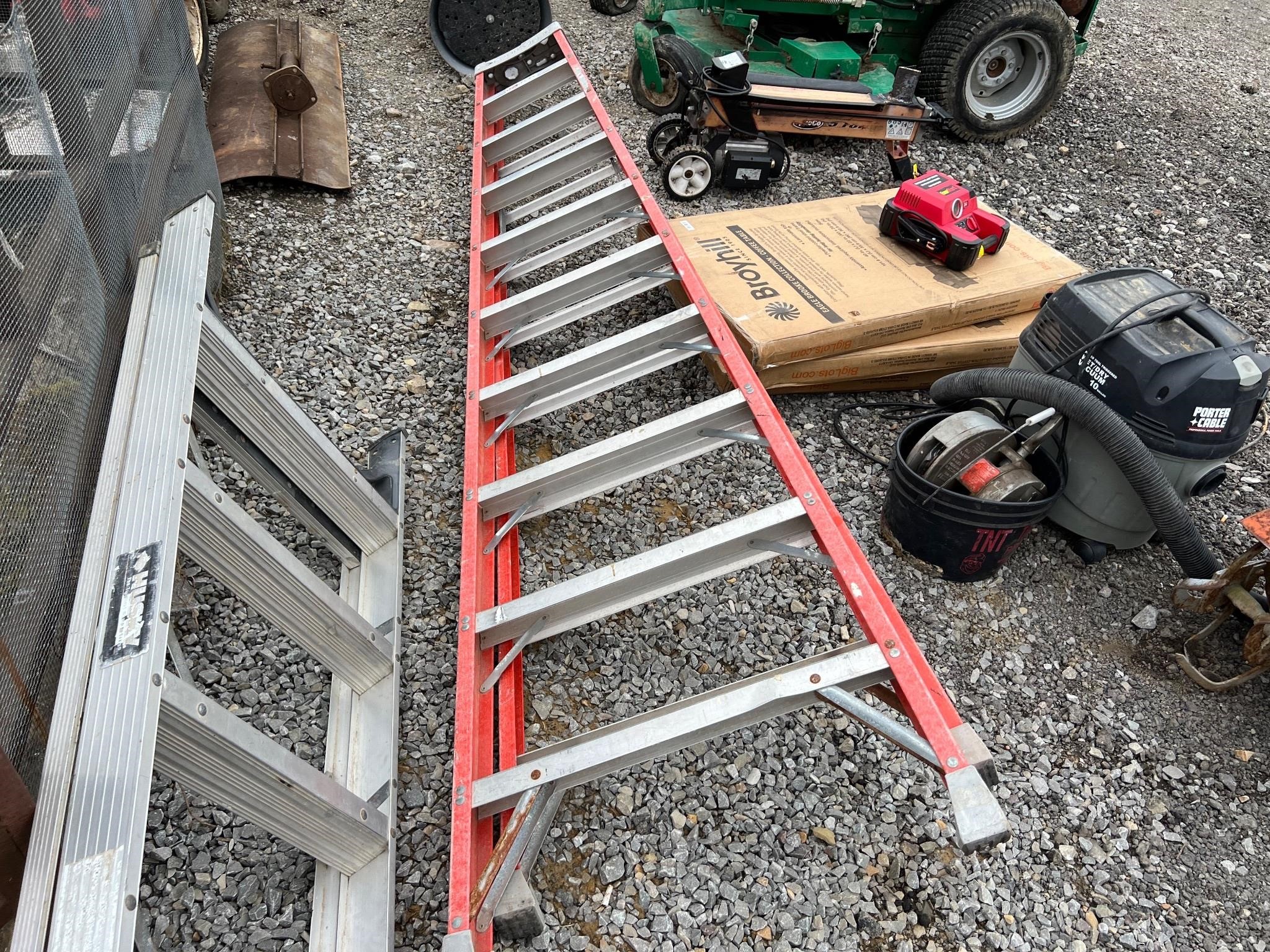 10’ Orange Fiberglass Step Ladder