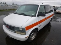 2000 GMC Safari Passenger Van