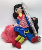 (R) Novelty Items. Dolls, Bear on a Leash, Pink