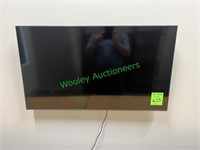 42" Samsung Flatscreen TV and Wallmount